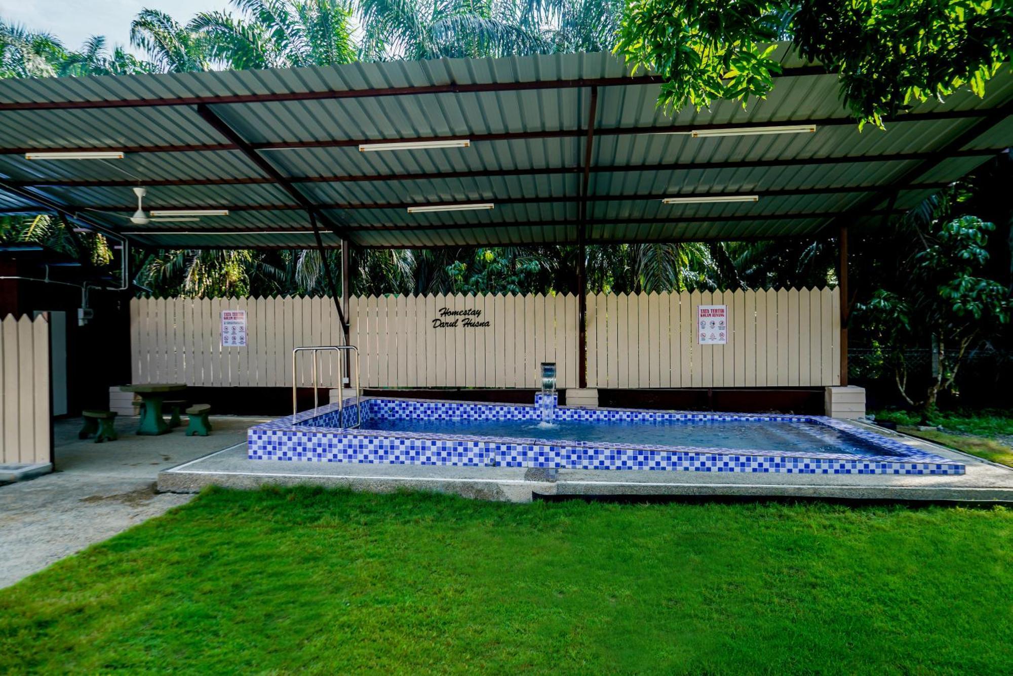 Adorable 3-Bedroom Home With Pool, Wi-Fi And Bbq Rembau ภายนอก รูปภาพ