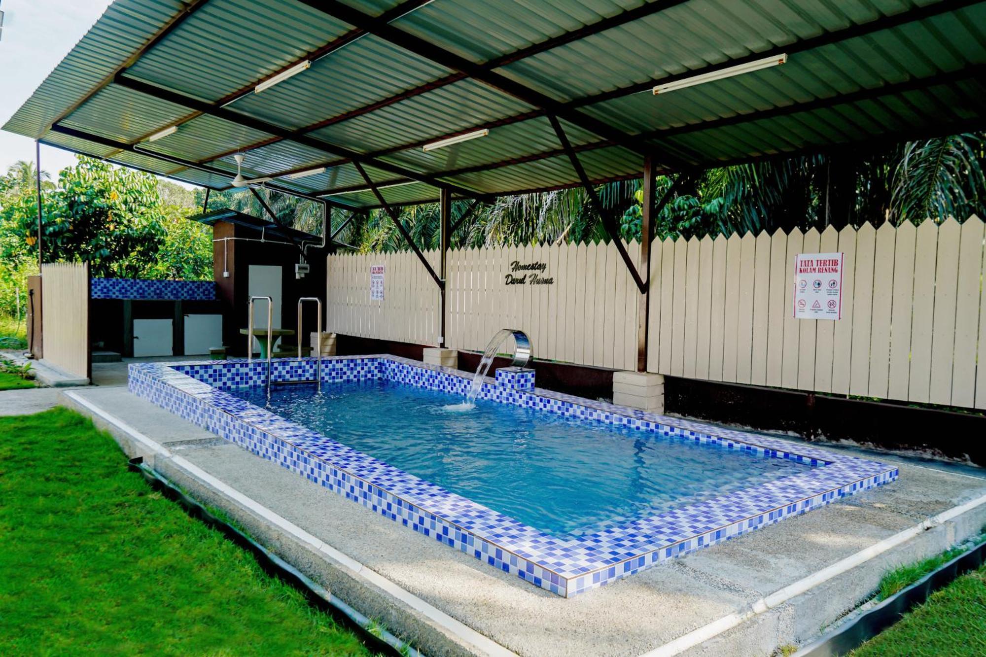 Adorable 3-Bedroom Home With Pool, Wi-Fi And Bbq Rembau ภายนอก รูปภาพ